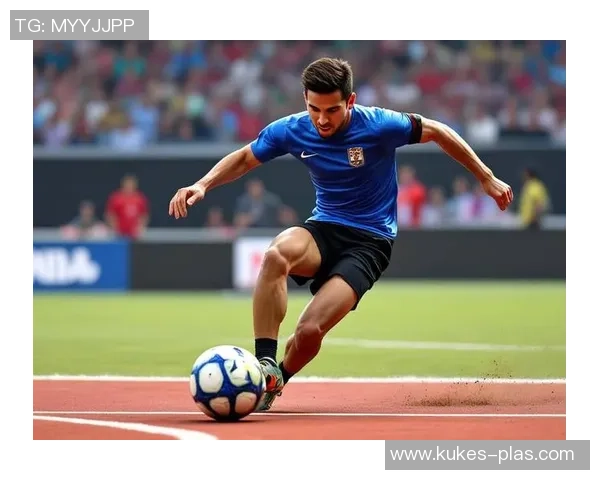 足球明星们的鞋底之旅揭秘从经典到创新的足坛传奇